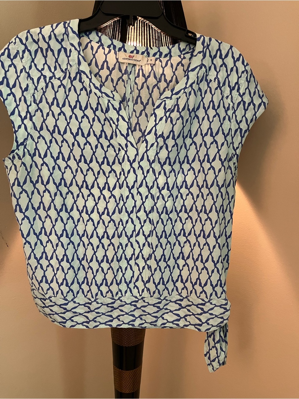 Vineyard Vines Sky Blue and Navy Geometric Cap-Sleeve Blouse
